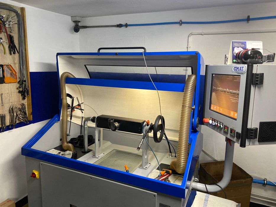 Turbosprężarka Turbina BMW E60 E61 X5 3.0 D 218 KM 725364 HYBRYDA