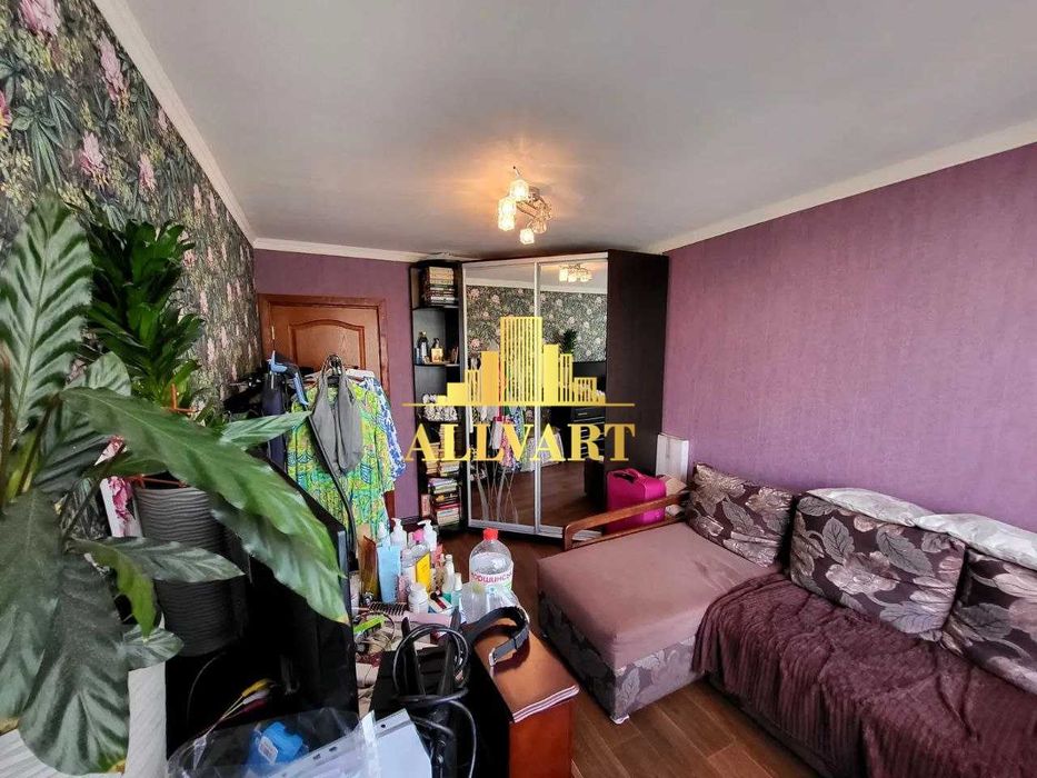 Продаж 3-кімн. квартири з косм. ремонтом, просп. Шухевича, Воскресенка