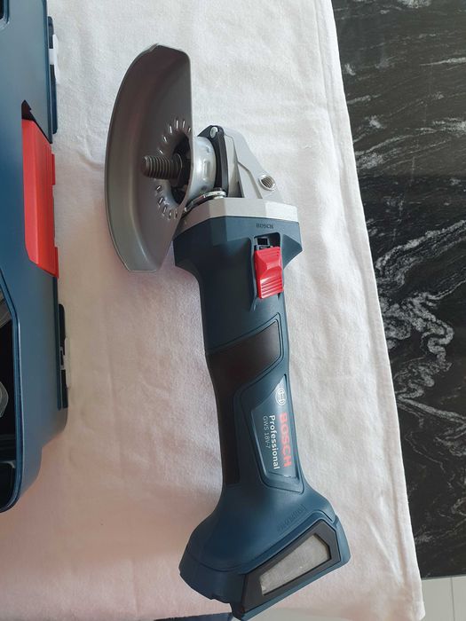 Bosch GWS 18V-7 szlifierka kątowa