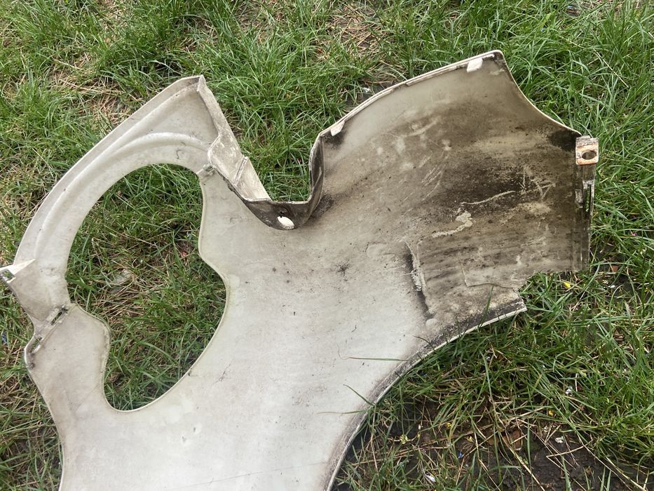 Крило ліве Смарт форту 450 рестайлинг з дефектом