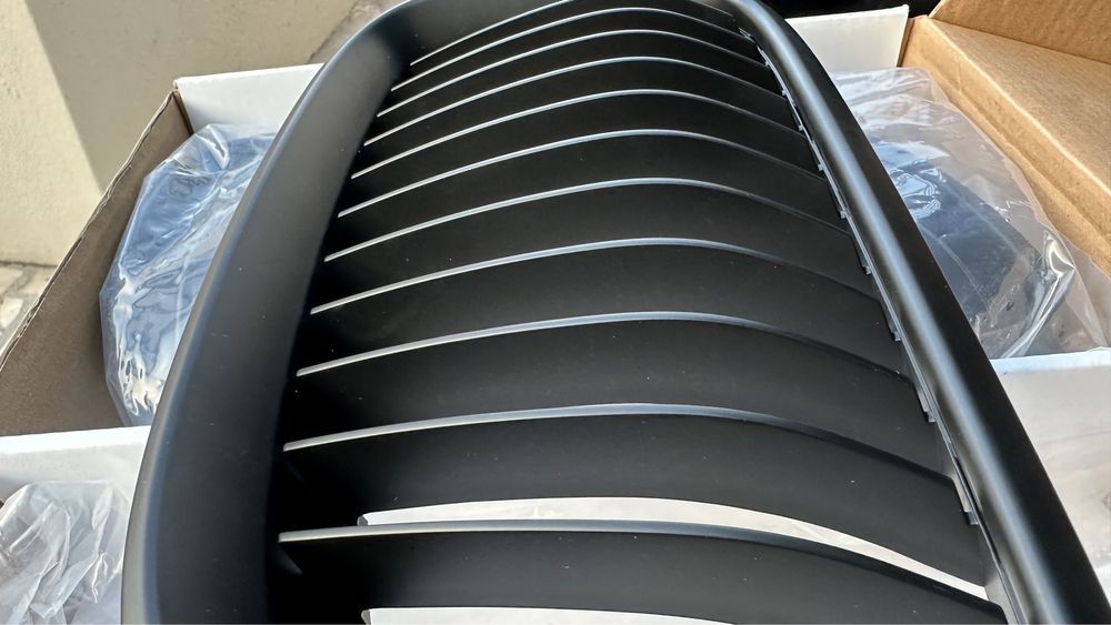 Grelhas BMW Série 3 e9x