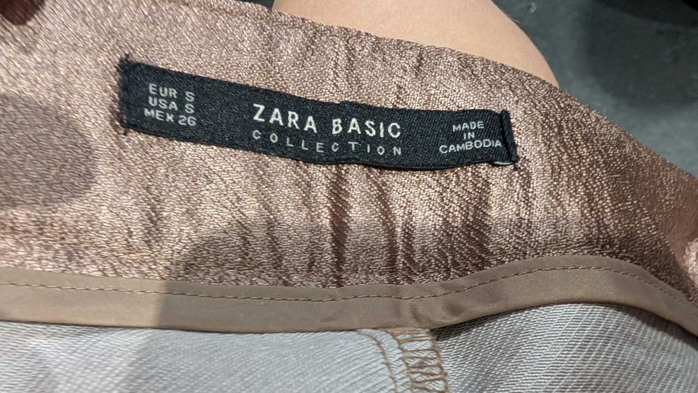 Złote spodnie Zara rozm. S