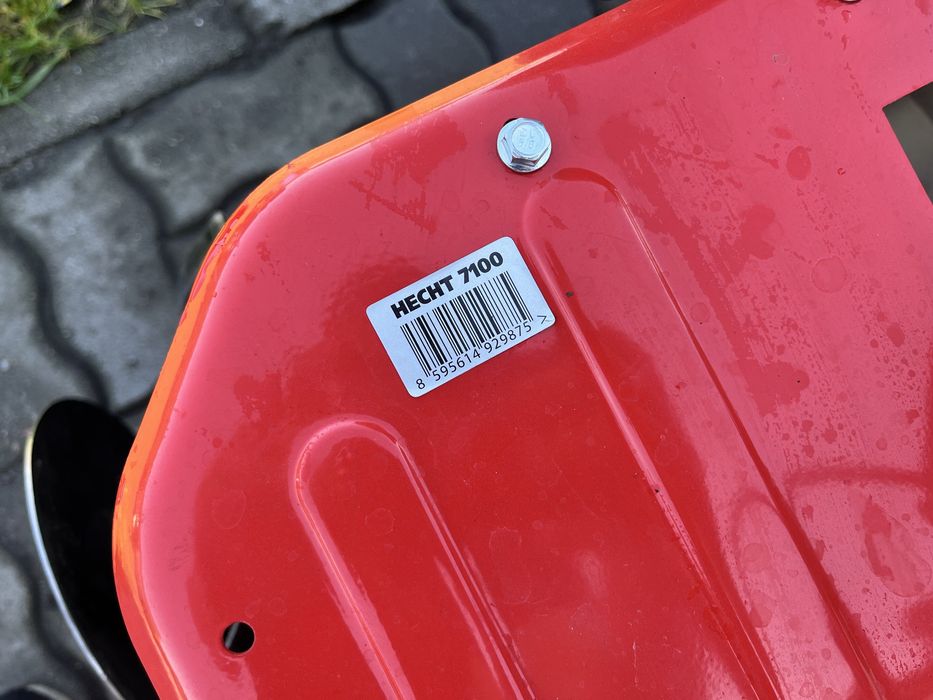 Glebogryzarka Hecht 7100 z akcesoriami