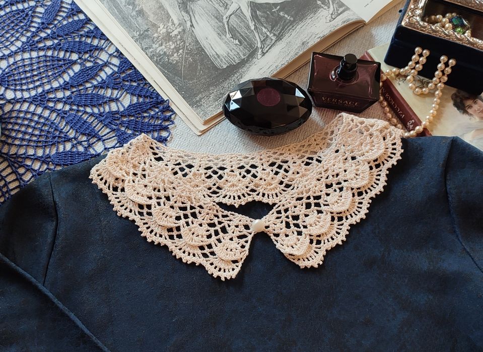 Kołnierzyk szydełkowy ecru