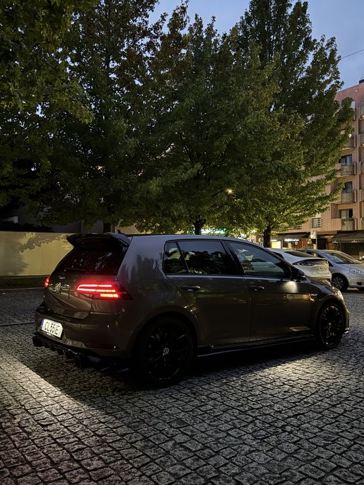 VW Golf GTI 7.5 Performance