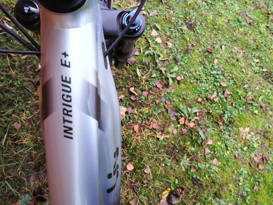 Rower elektryczny damski Giant Liv Intrigue X E+ 3 29 Pro