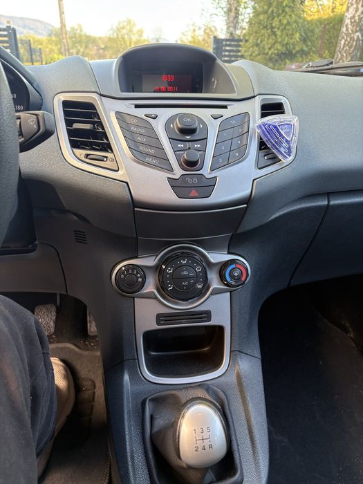 Ford fiesta 1.25 benzyna 2011