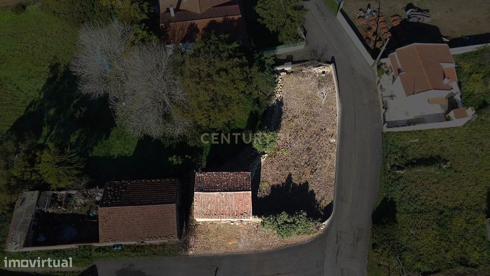 Arrecadação com terreno para construção