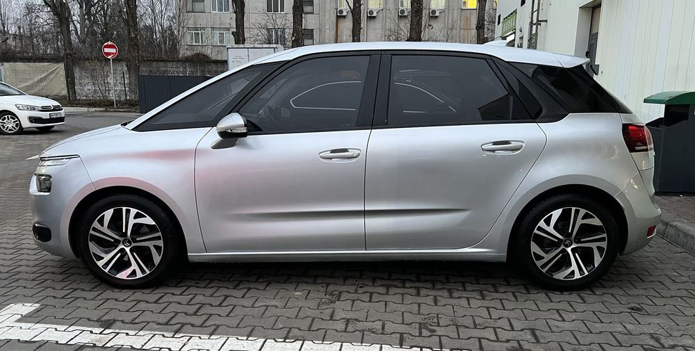 Автомобіль Citroen C4 Picasso