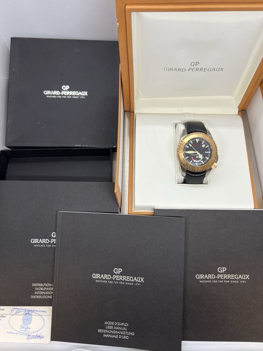 Часы Girard Perregaux Sea Hawk Pro Il 3000M / 44 mm. Годинник золото