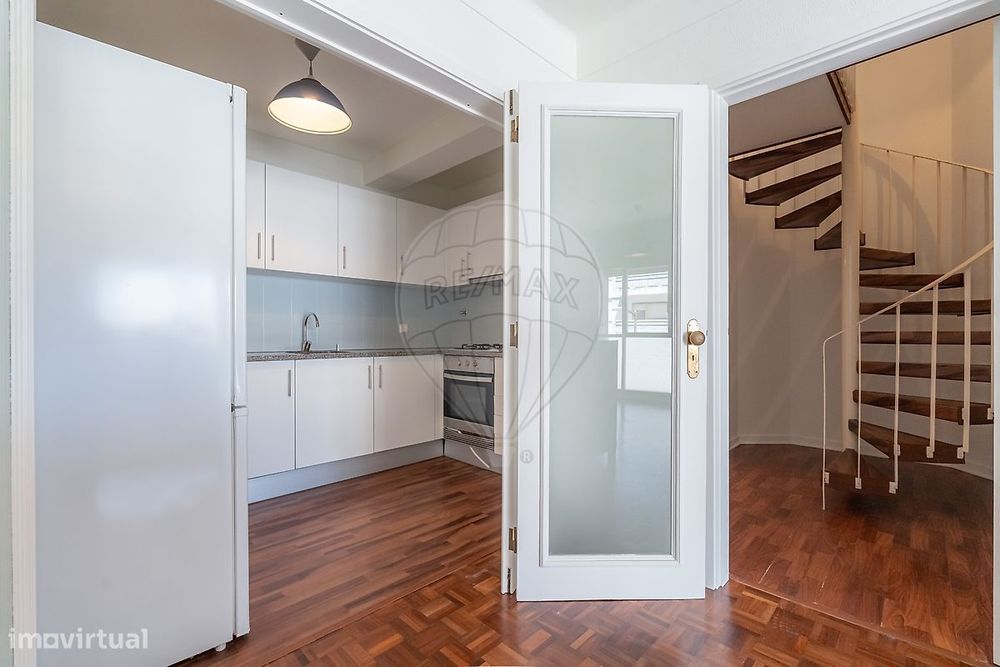 Apartamento T2 para venda — Santo António dos Olivais, Coimbra