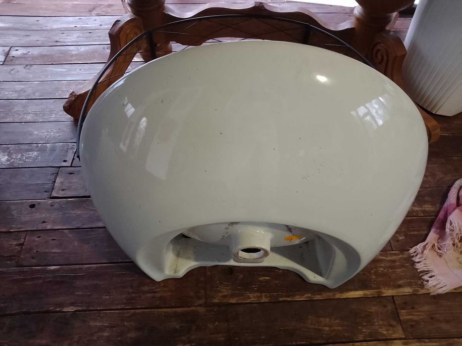 umywalka scienna ,umywalka