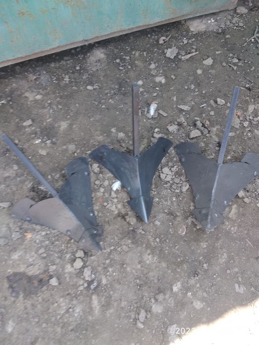 Продам окучники для трактора.