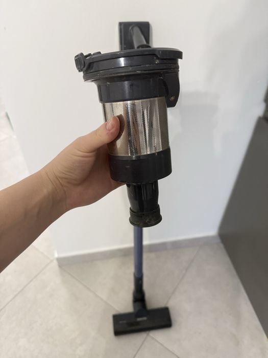 Продам пилосос Акумуляторний пилосос SAMSUNG Jet 65 VS15A6031R4