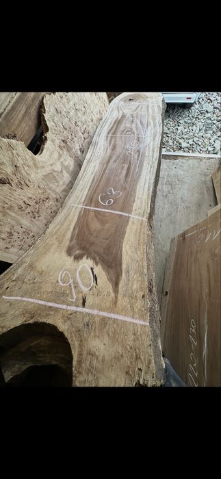 Tarcica dąb sezonowany suszony komorowo