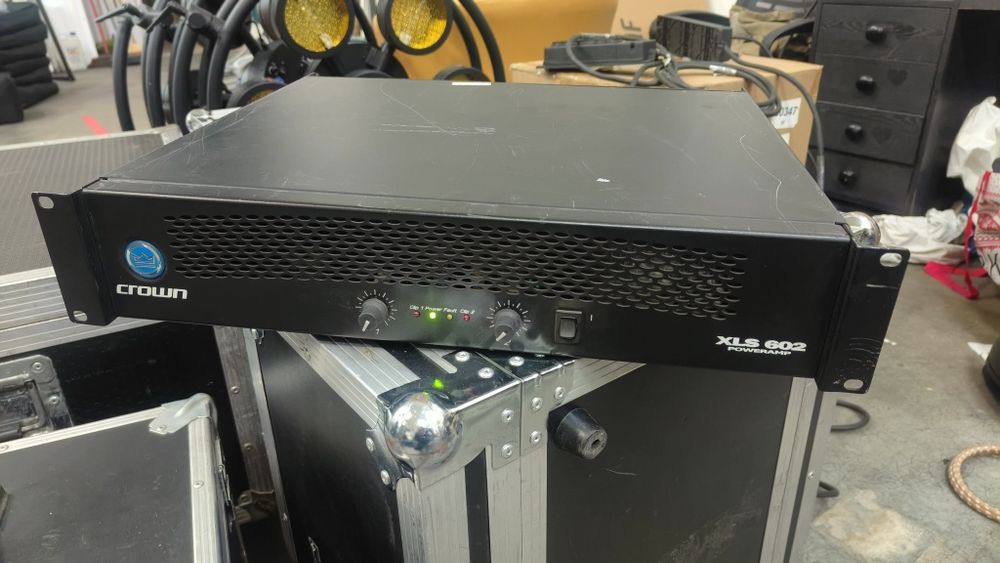 Końcówka mocy CROWN XLS602