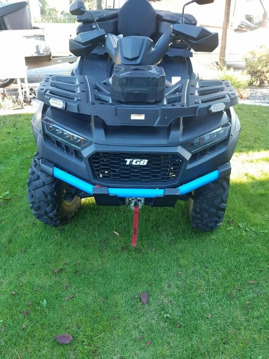 TGB Blade quad tgb 600 ltx max, kufer. Poliftowe zegary i lampy.