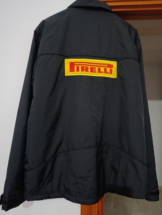 Чоловіча стильна куртка