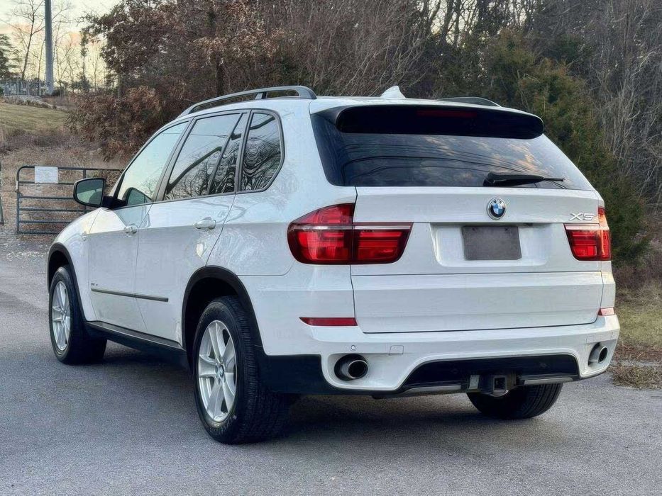 BMW X5 xDrive35d      2012
