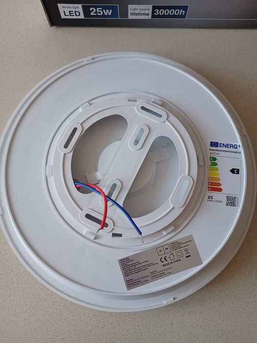 Lampa sufitowa okrągła, białe zimne światło
