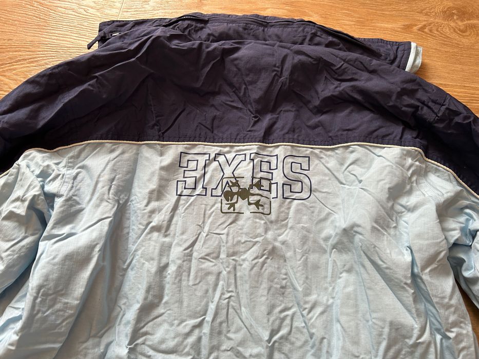 Куртка мужская, ветровка, с капюшоном