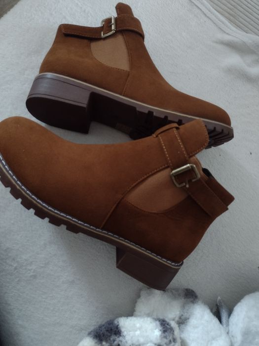Botki nowe brązowe