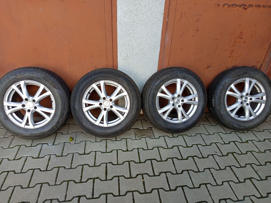 Koła zimowe 215/60/16 ford Kuga  mondeo alufelgi 5*108