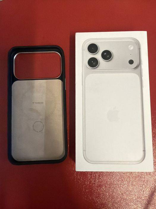 Iphone 17 pro Max 256Gb  Silver selado !