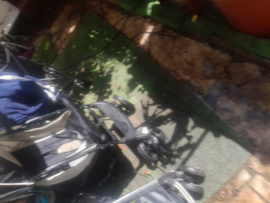 3 exelentes carros de bebe cada15€