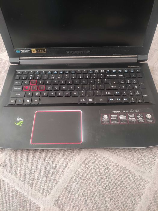 Laptop ACER Predator Helios 300 i7-7700HQ 1050Ti 32GB