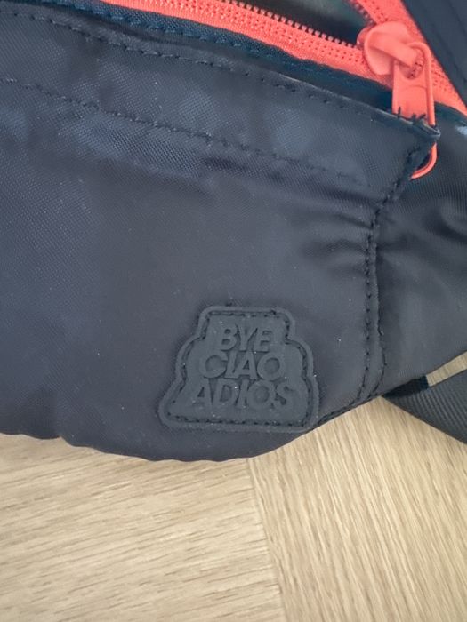 Nerka ZARA saszetka czarna mała - jak NOWA