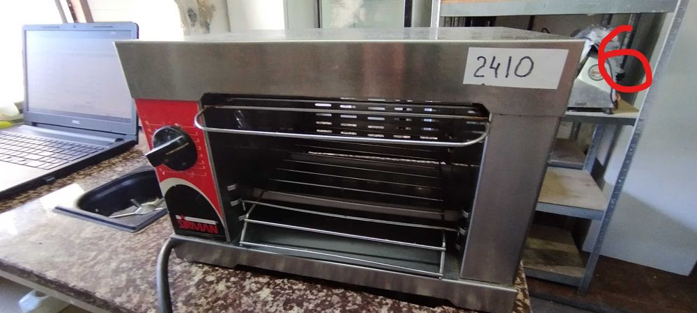 продам гриль, пакувальник, міксер, систему очистки води, пральну машину,