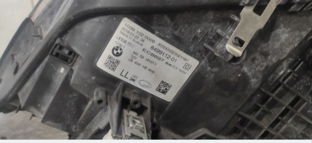 Faróis BMW 520d 2019 ORIGINAIS (Como Novos)