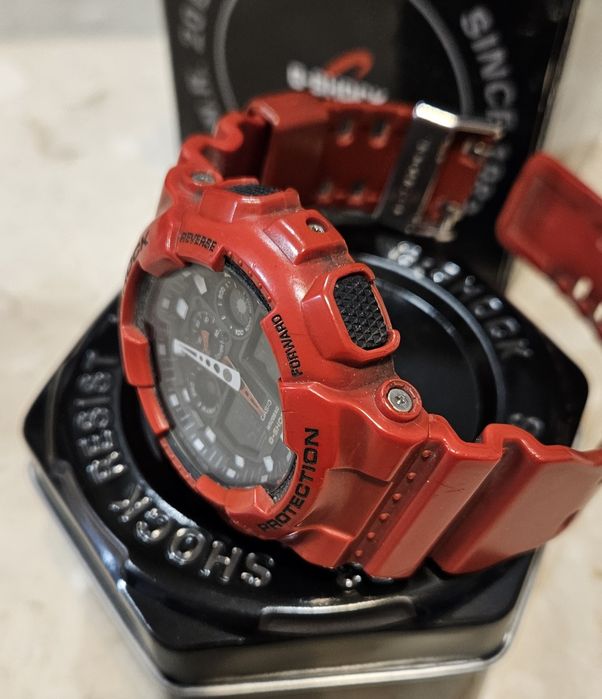 6187/25 Zegarek Casio GShock GA-100B czerwony