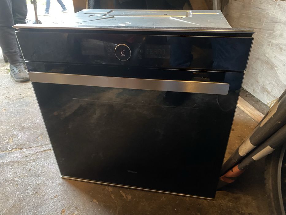 PiekarnikWhirlpool  AKZM 8480 NB