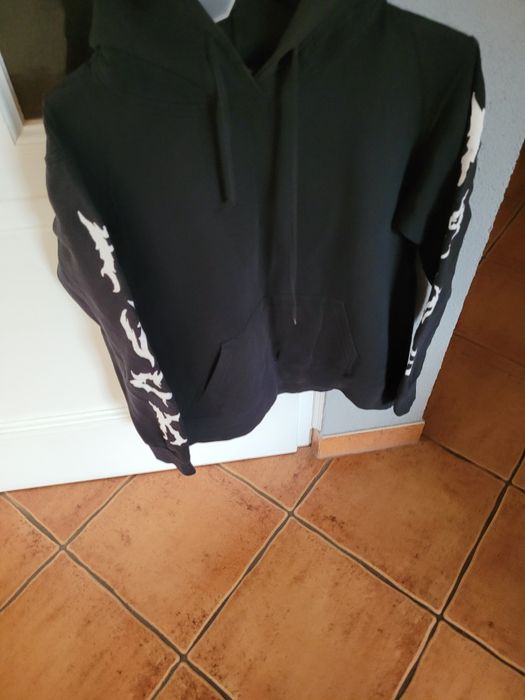 Bluza czarna młodzieżowa