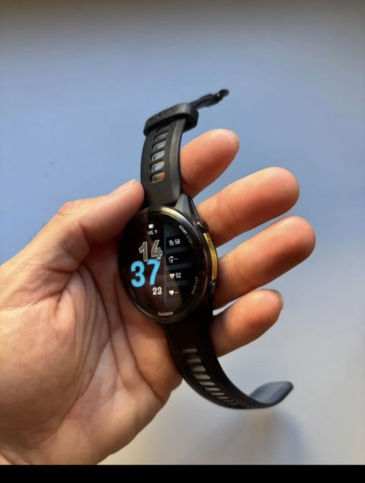 Garmin Forerunner 970 como novo