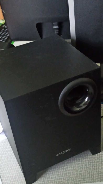 Komputer Dell Precision T1650, duży monitor, klawiatura, głośniki