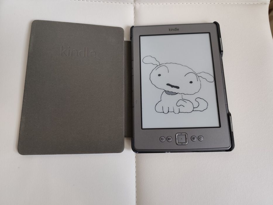 Електронна книга Kindle 4 з чохлом на магніті D01100