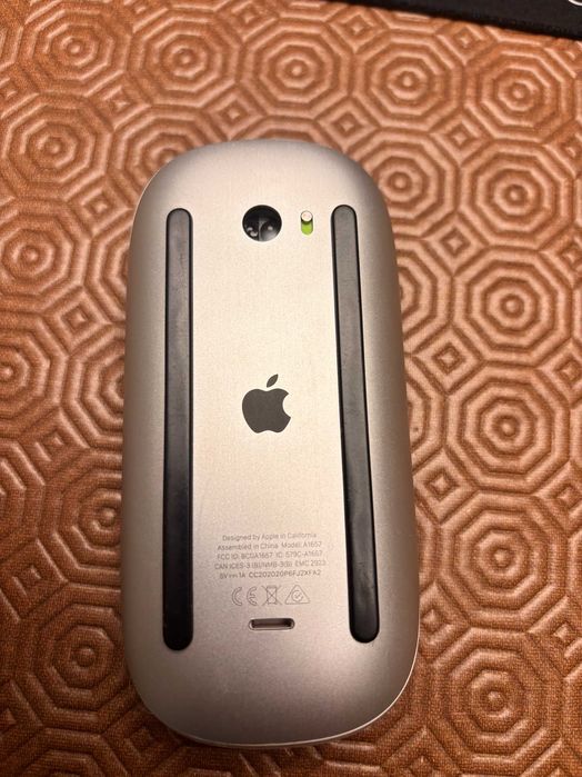 Macbook pro 13" 2020 mais Extras426382367402895366