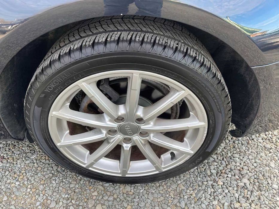 Audi A4      2015