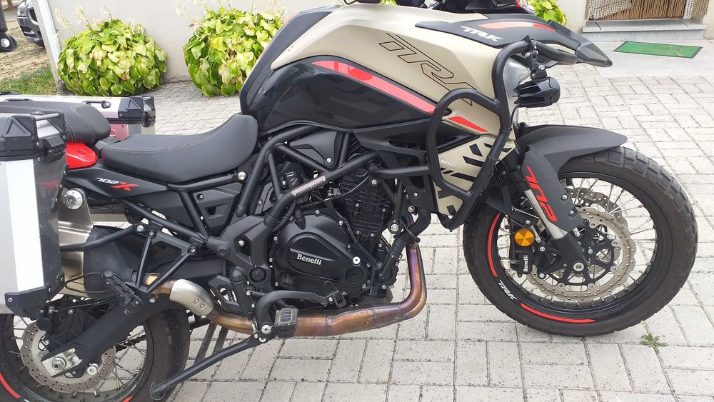 Benelli TRK 702X (2023) | Como Nova – 10.650 km | Full Extras & Garantia