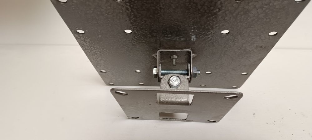 Крепление ,кронштейн телевизора на стену