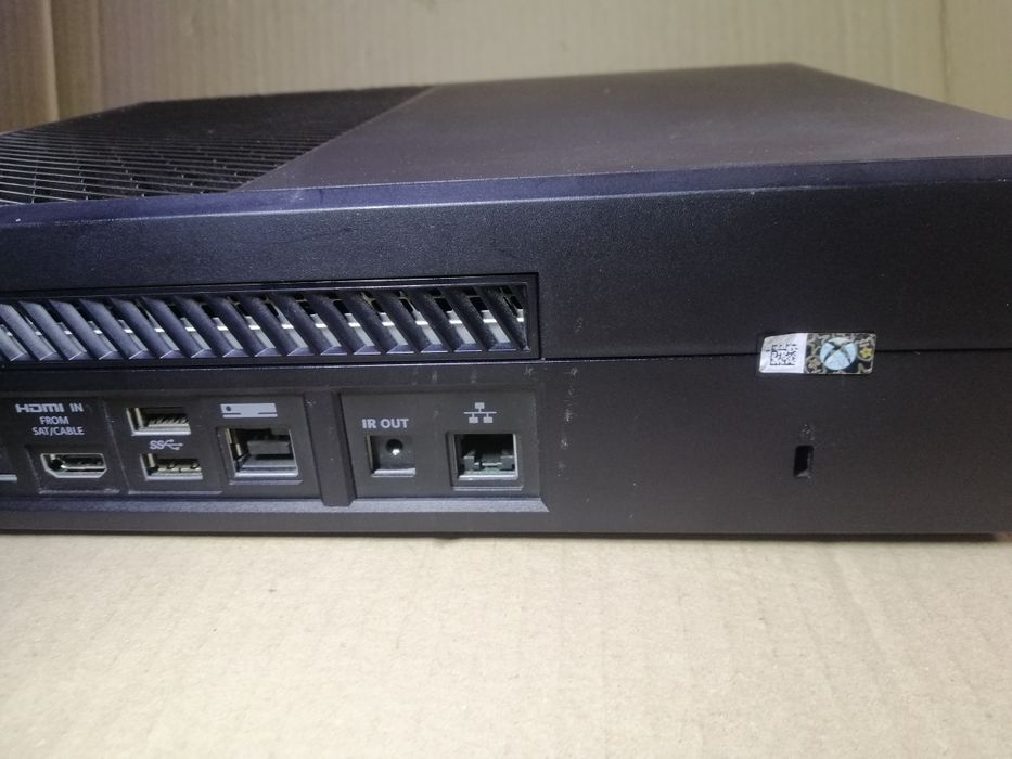 Ігрова консоль Microsoft Xbox One   model 1540 "