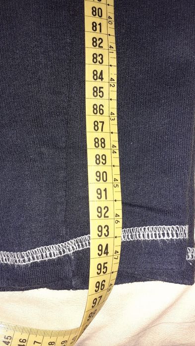 Calça informal/desportiva, algodão resistente, bonita e prática.