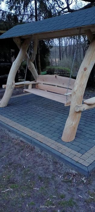 Huśtawka bujaczka ogrodowa