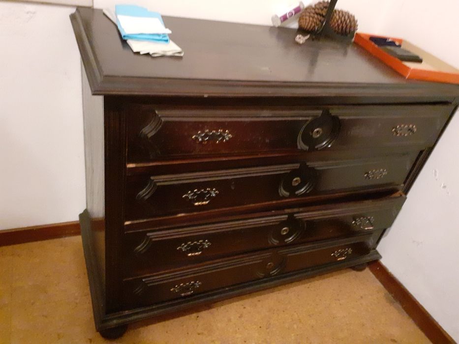 Mobilia de quarto antiga e completa