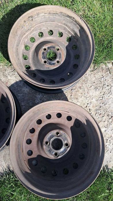 Продам б/у диски автомобільні R15 W6 PCD4x100 ET45