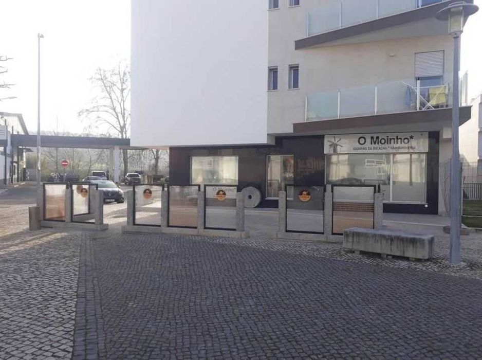 Pedra Escacilhada para esplanada de café, jardim etc