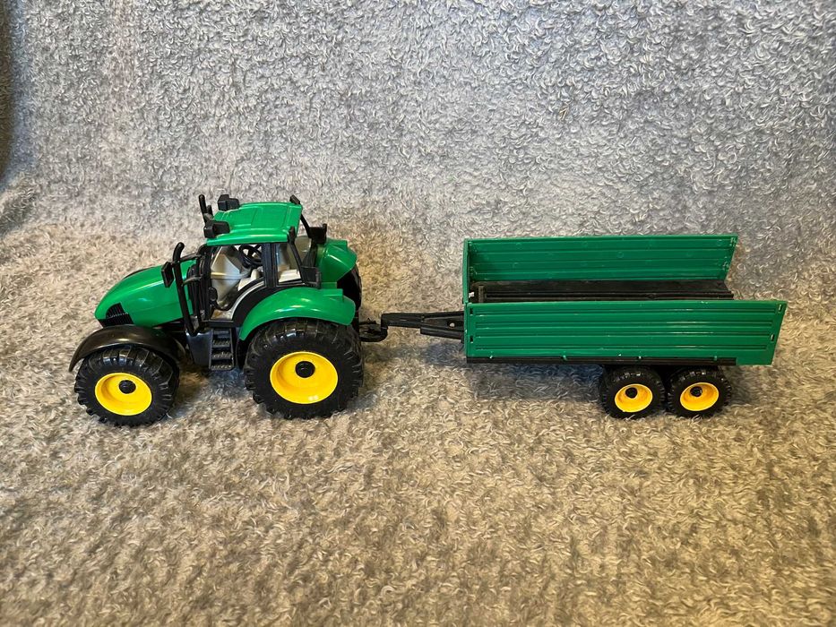 Zabawka dla dzieci traktor z przyczepą